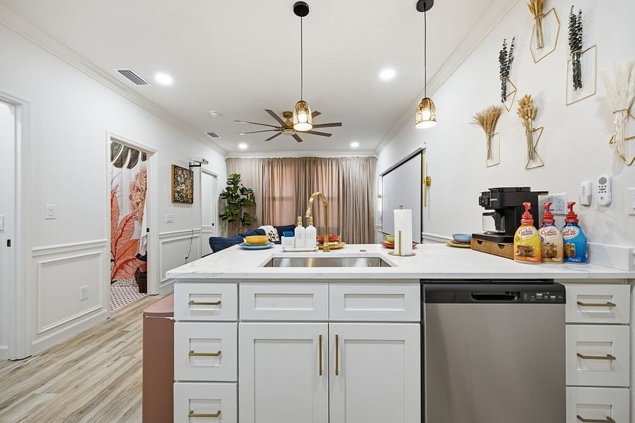 Furnished Finder property 1012207_4 photo 11