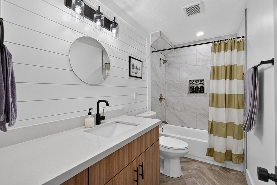 Lower-level hall bath