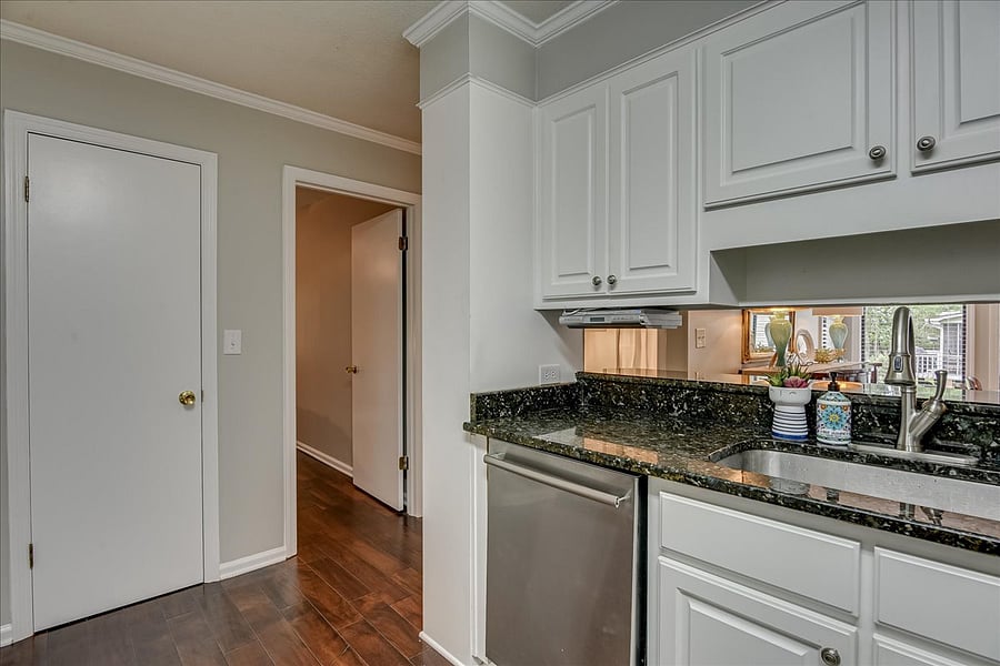Furnished Finder property 1012236_1 photo 14