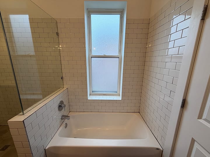 Furnished Finder property 1012250_1 photo 34
