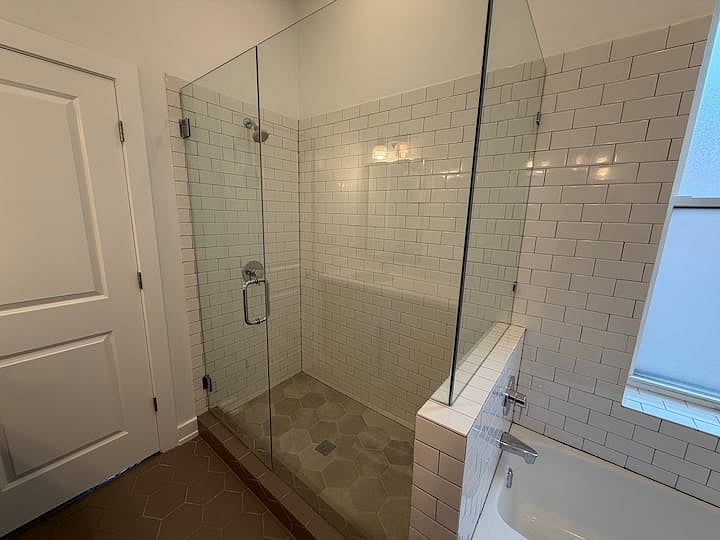 Furnished Finder property 1012250_1 photo 37