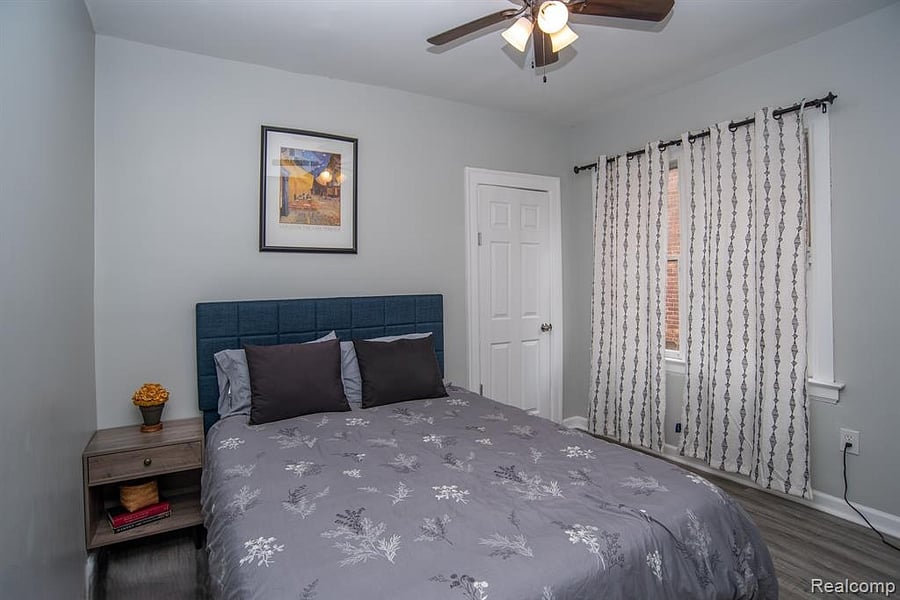 Furnished Finder property 1012269_1 photo 24