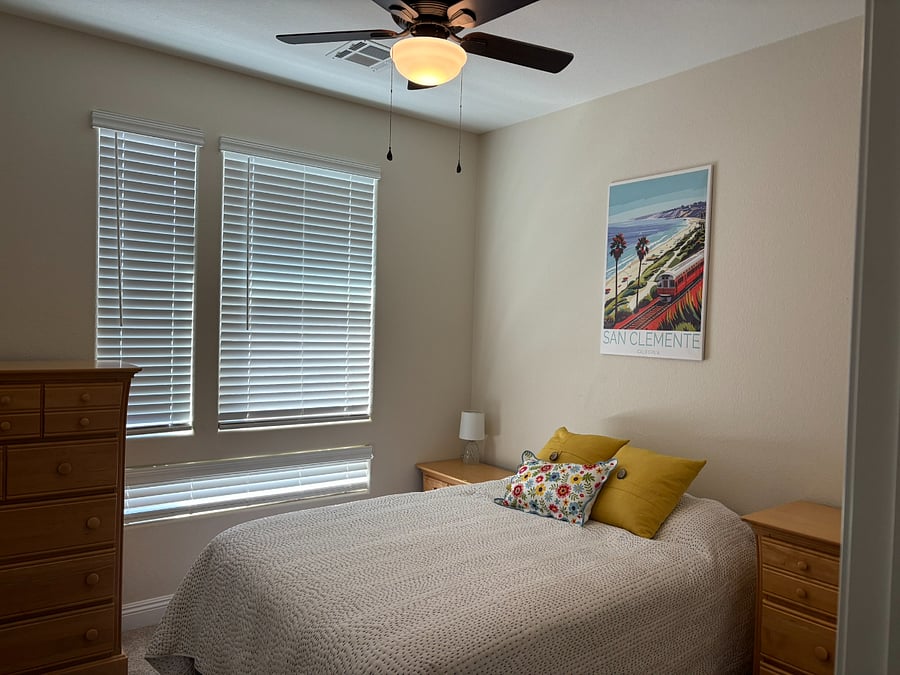 Guest Room with Full Bed