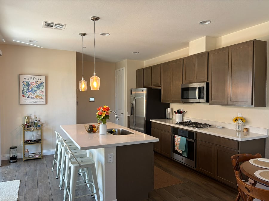 Bright, Open Kitchen