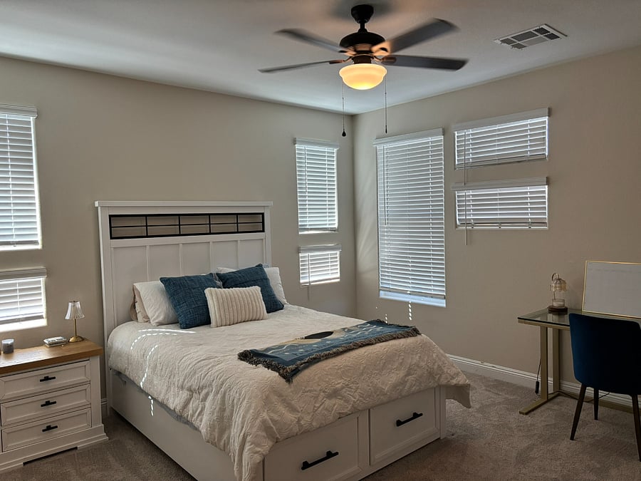 Primary Bedroom with En-suite Bathroom and Walk-in Closet