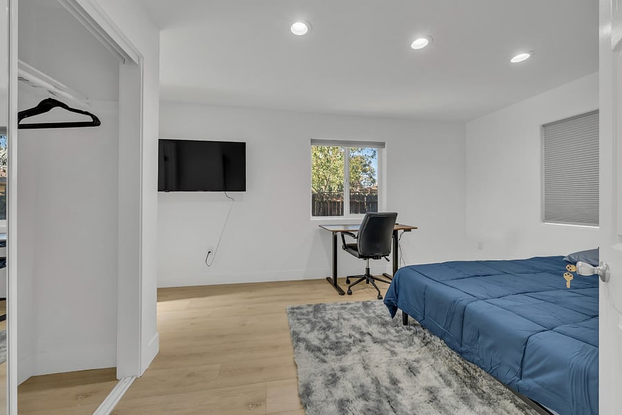 Furnished Finder property 1012276_1 photo 1