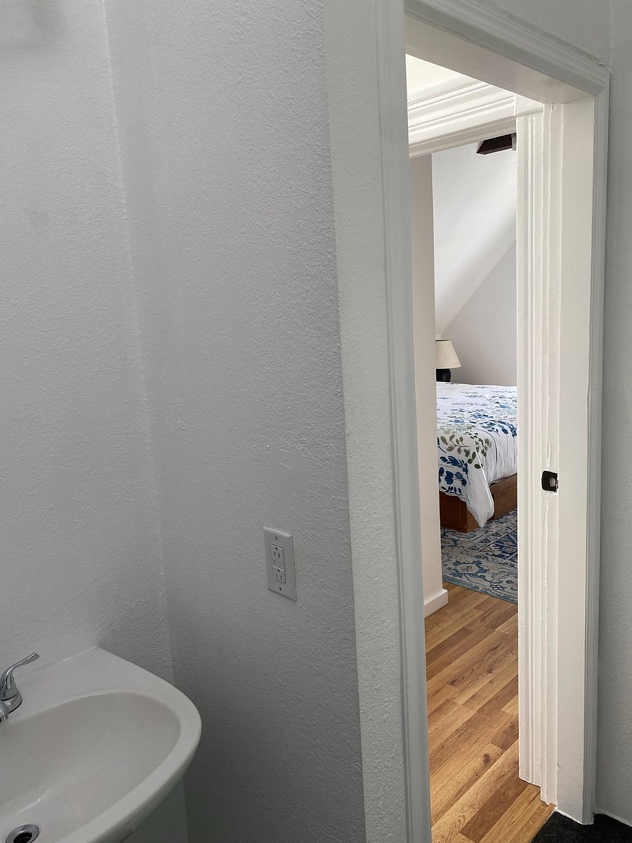 Furnished Finder property 1012280_1 photo 14