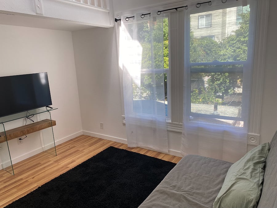 Furnished Finder property 1012280_1 photo 12