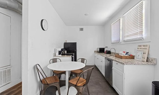 Furnished Finder property 1012290_1 photo 5