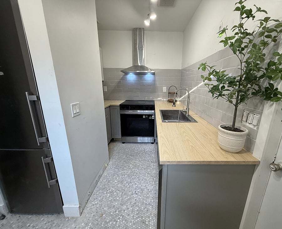 Furnished Finder property 1012294_1 photo 12