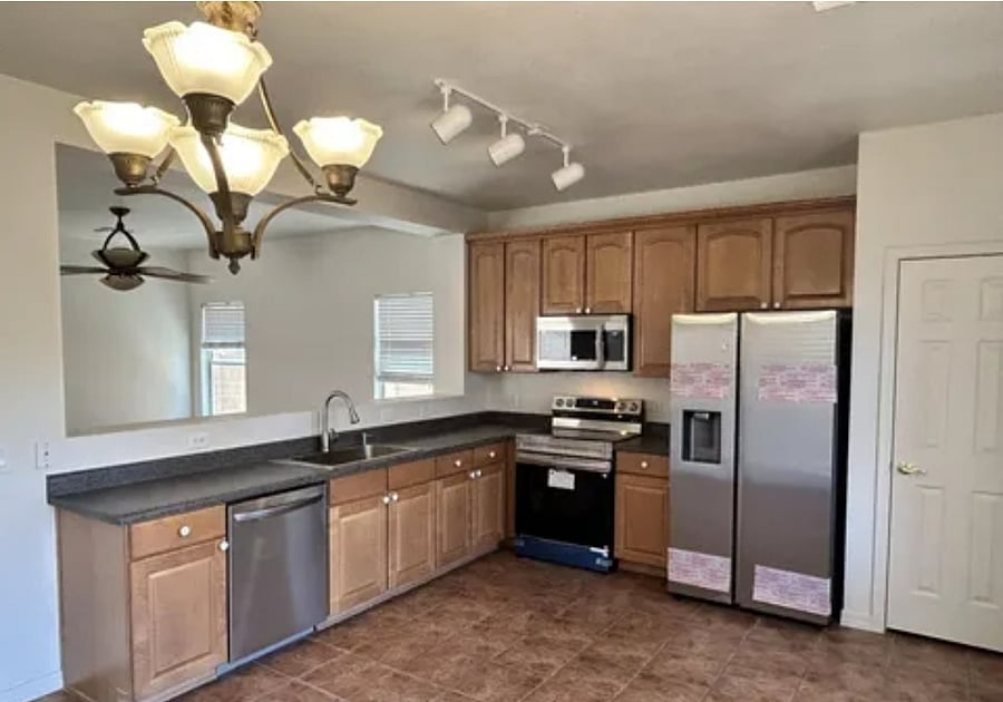 Furnished Finder property 1012306_1 photo 4