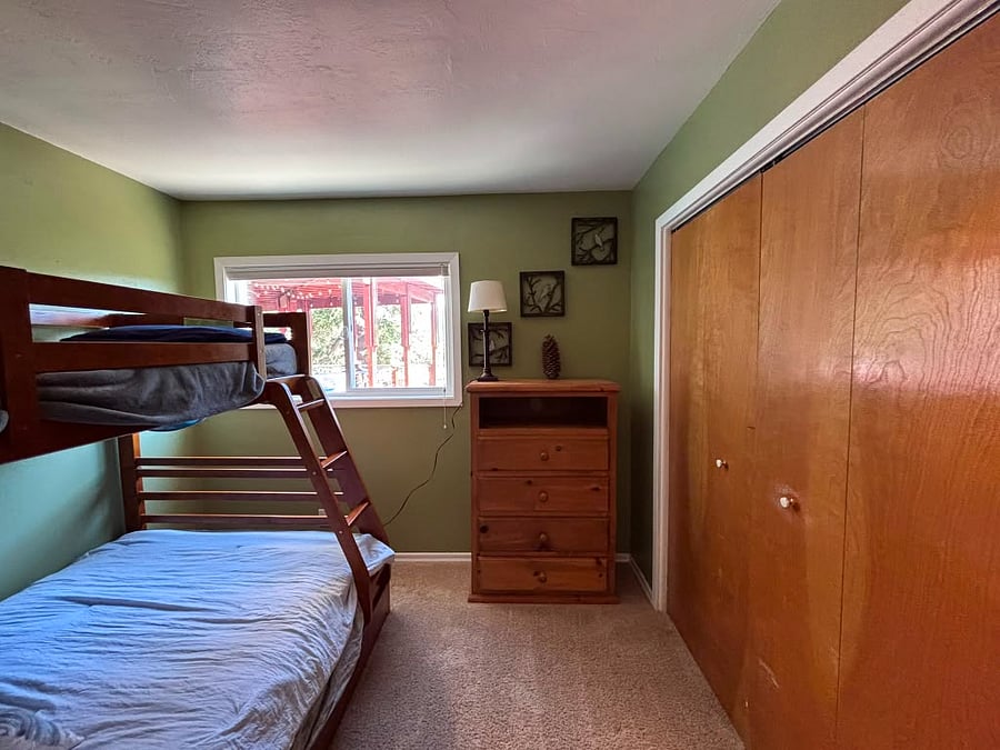 2nd Bedroom