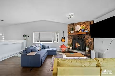 Furnished Finder property 1012327_1 photo 17