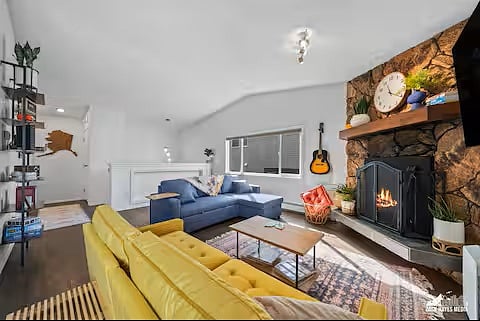 Furnished Finder property 1012327_1 photo 18