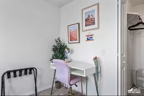 Furnished Finder property 1012327_1 photo 32