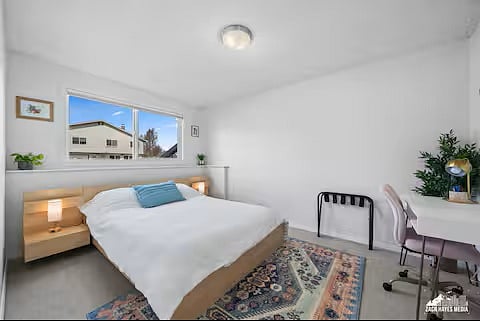 Queen Bedroom