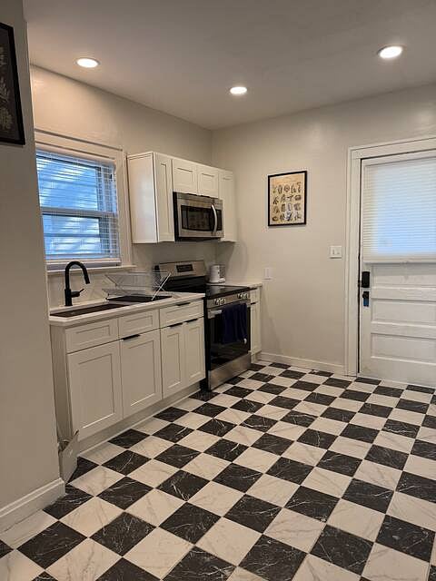 Furnished Finder property 1012388_1 photo 11
