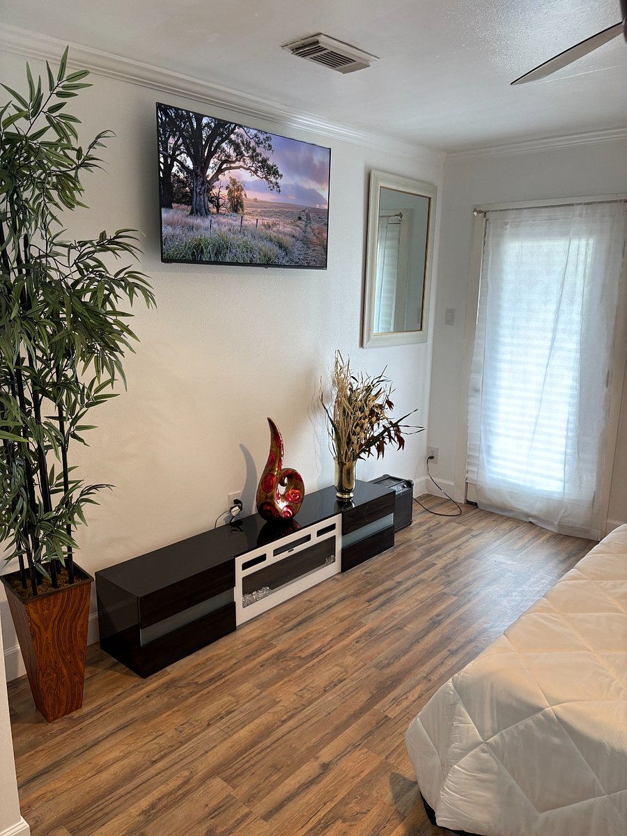 Furnished Finder property 1012408_1 photo 14