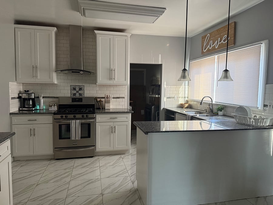 Furnished Finder property 1012410_2 photo 7