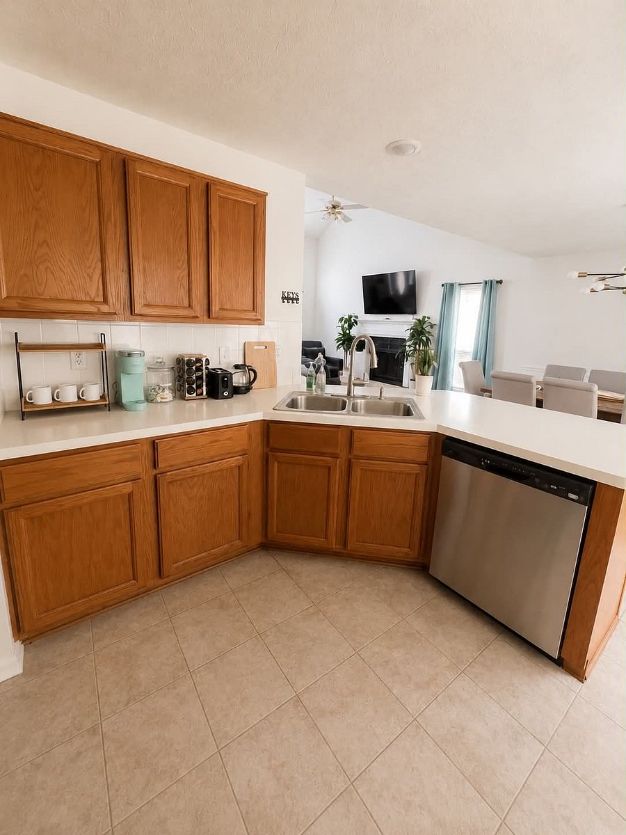 Furnished Finder property 1012412_1 photo 22