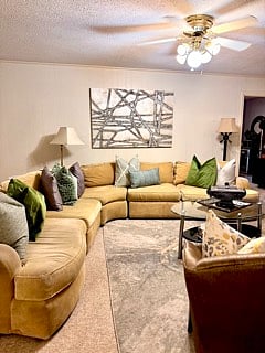 Furnished Finder property 1012423_1 photo 3