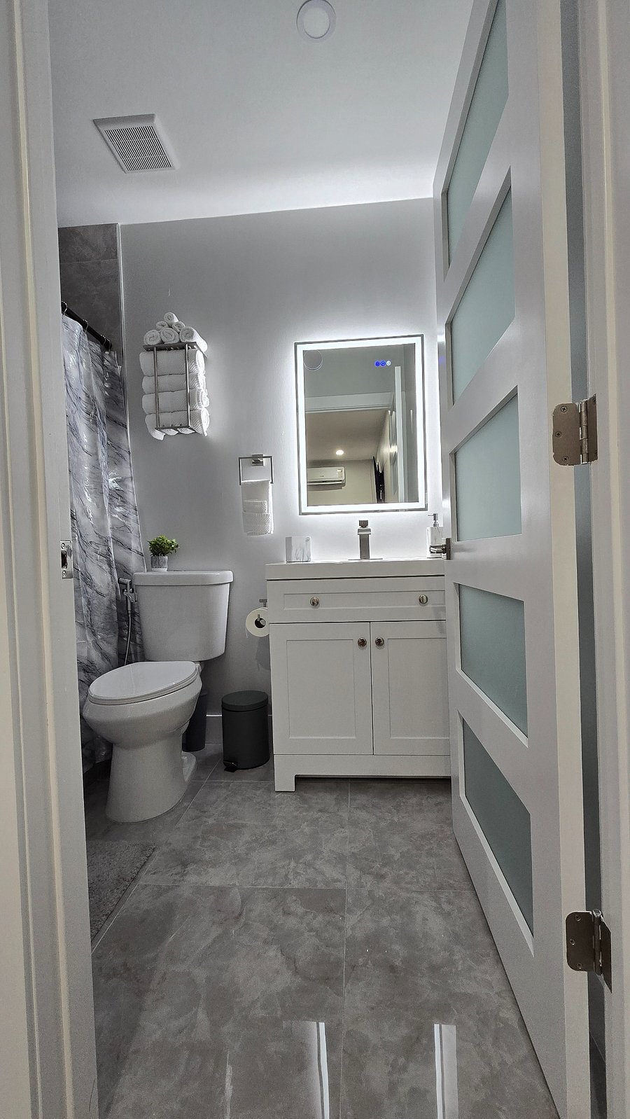 Furnished Finder property 1012436_1 photo 10
