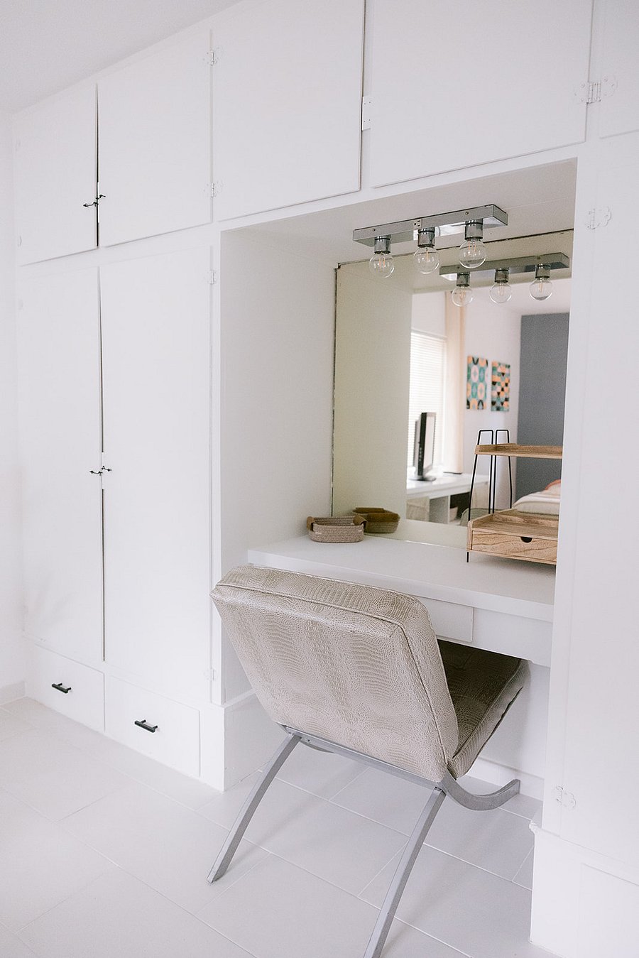 BUILT IN VANITY WITH LIGHTS & SEAT AS WELL AS BUILT IN WARDROBE