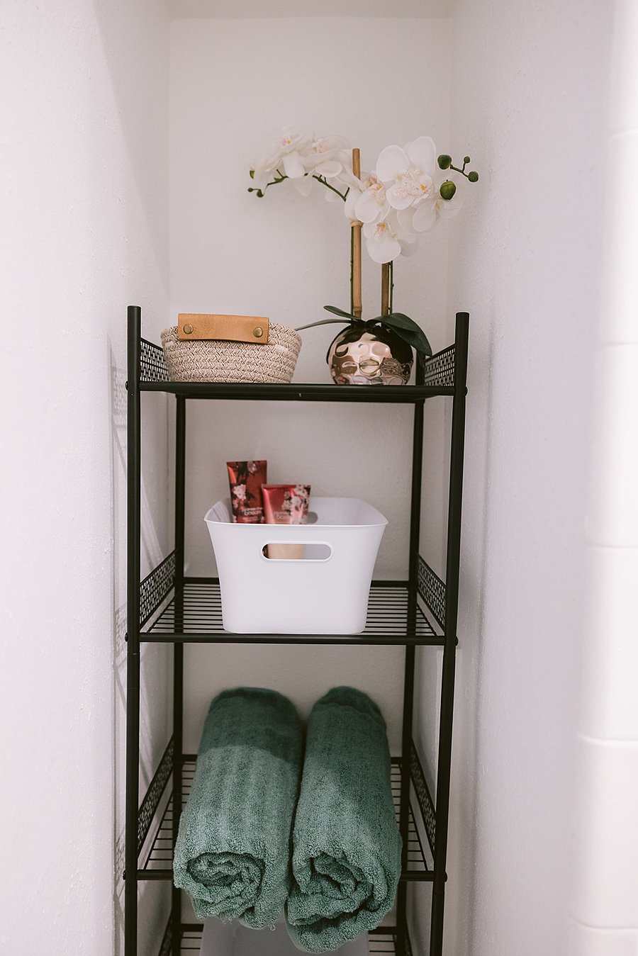 BATHROOM WITH TOWELS & AMPLE STORAGE