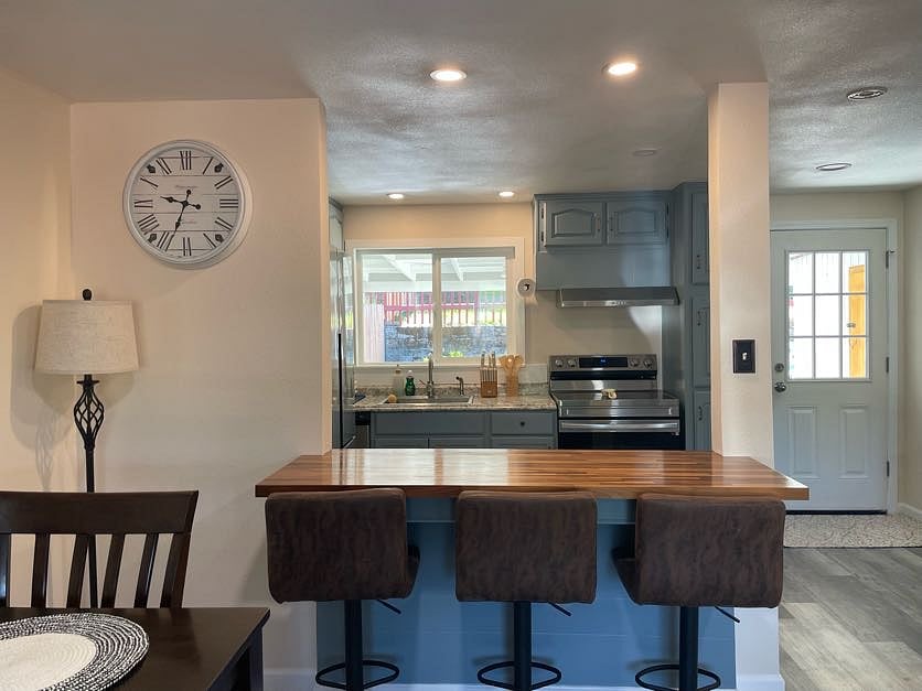 Furnished Finder property 1012478_1 photo 9