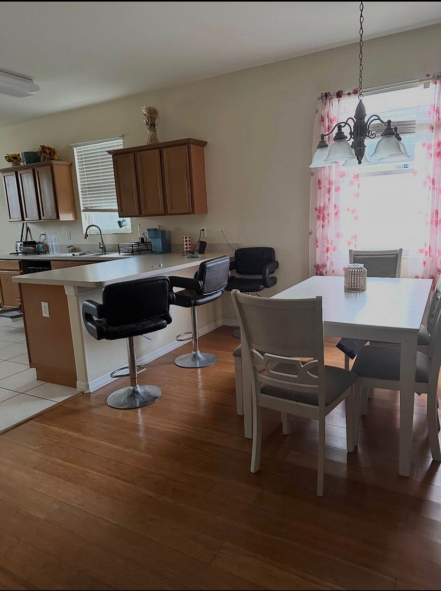 Furnished Finder property 1012507_1 photo 3
