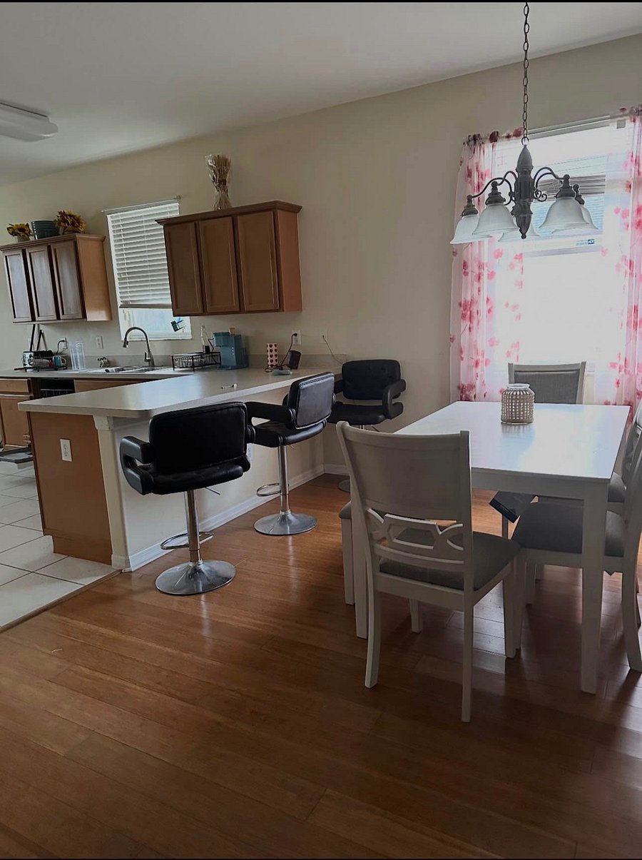 Furnished Finder property 1012507_1 photo 11
