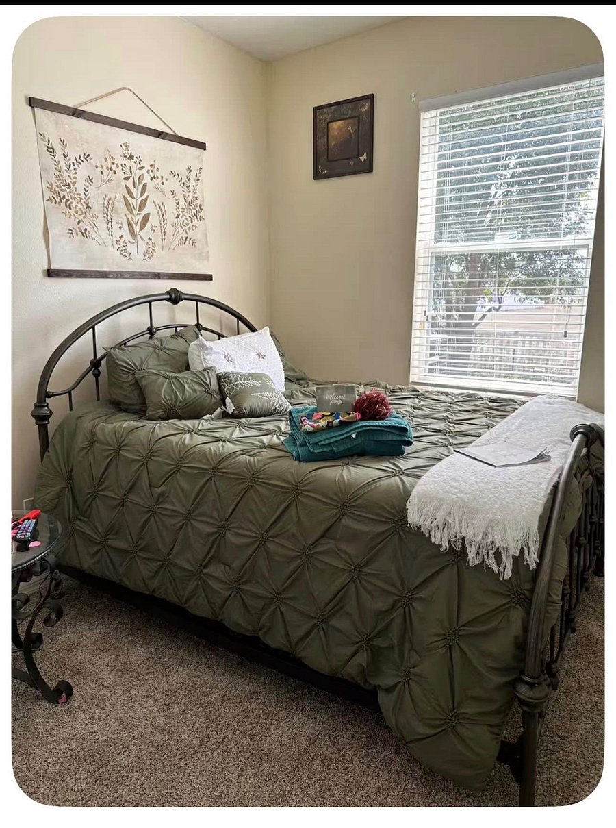 Furnished Finder property 1012507_1 photo 15