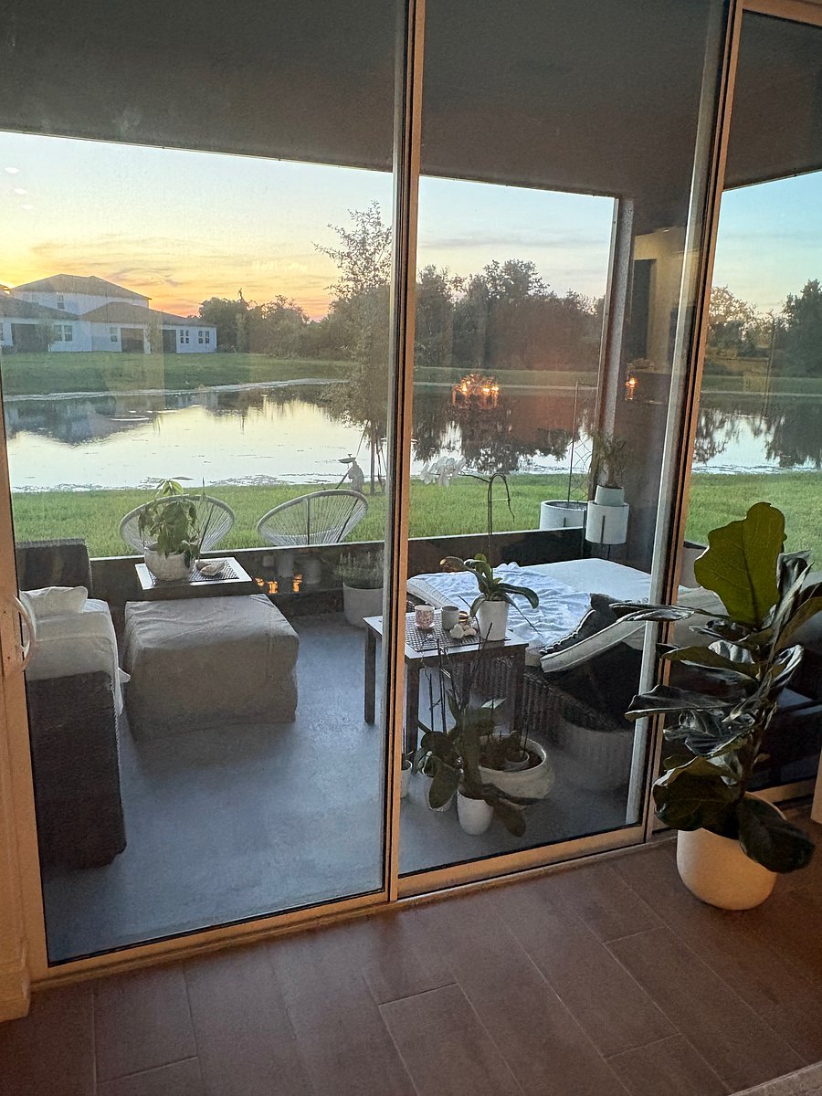 The lanai area, A place to watch a beautiful sunset or read a book or just relax.