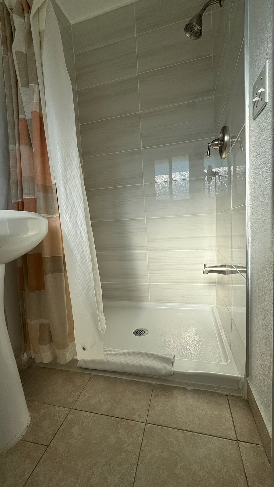Furnished Finder property 1012509_3 photo 7