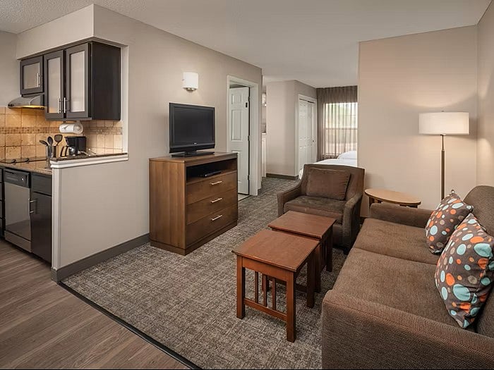 Furnished Finder property 1012545_1 photo 2