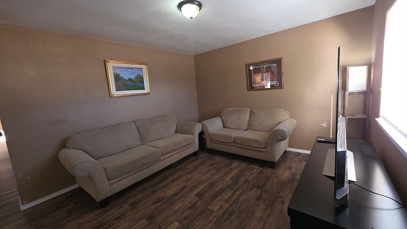 Entrance to Living room through the front door.