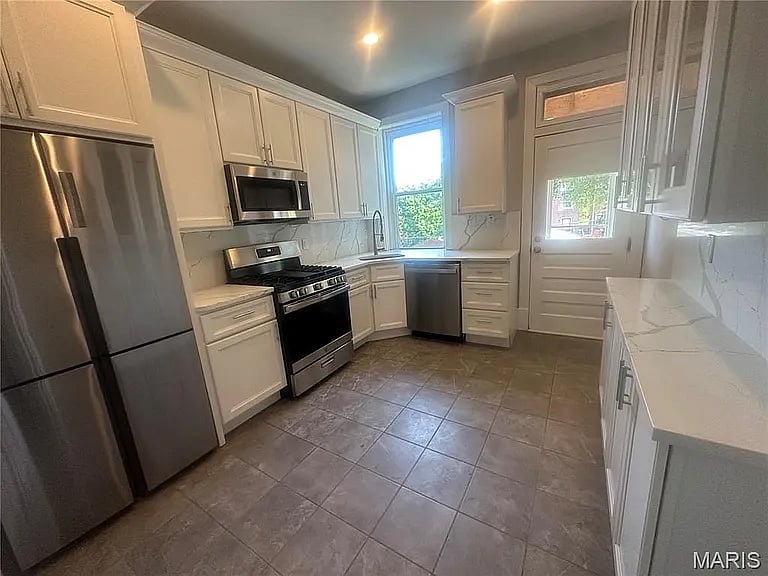 Furnished Finder property 1012568_1 photo 8