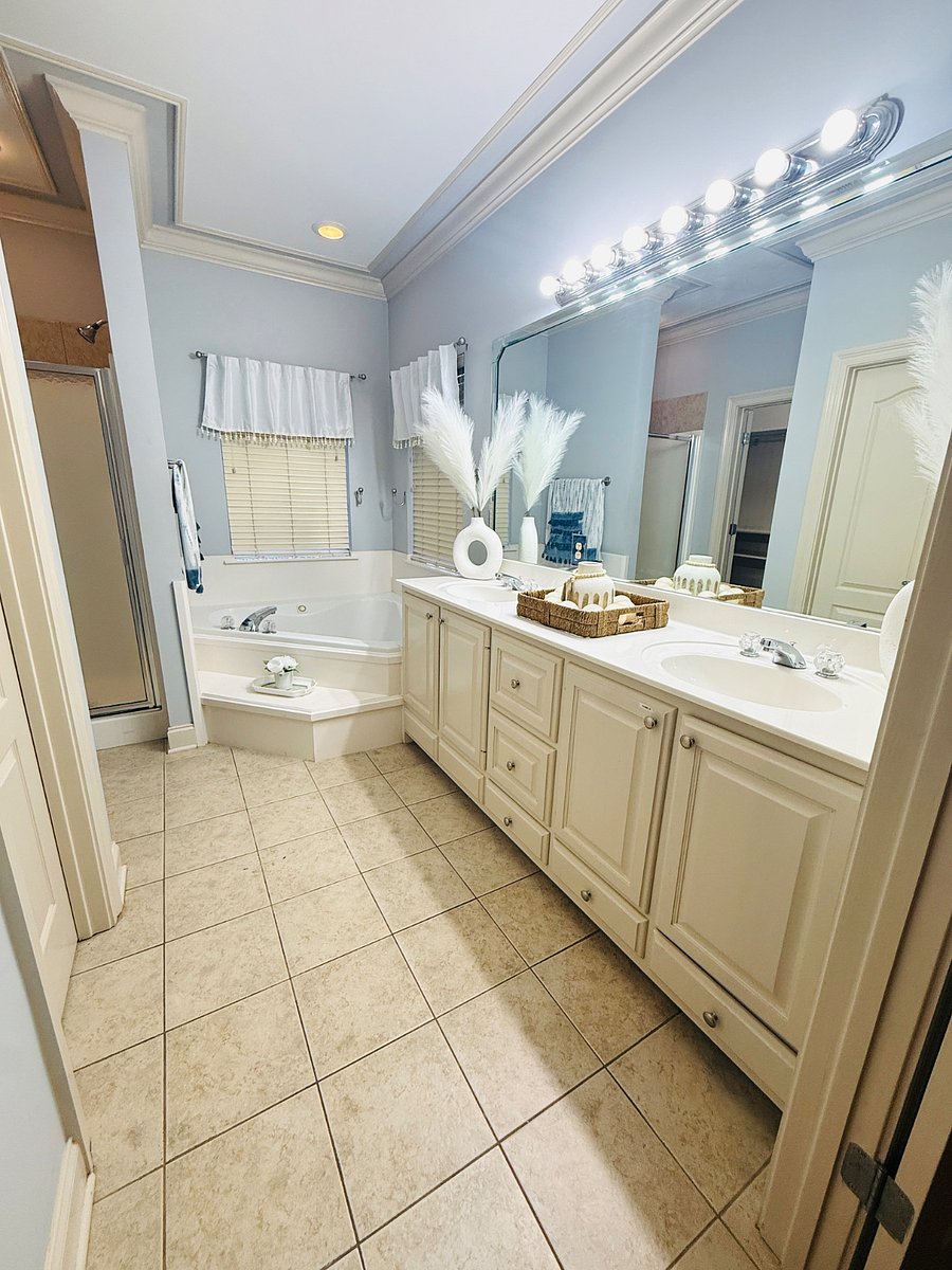 Furnished Finder property 1012575_1 photo 21