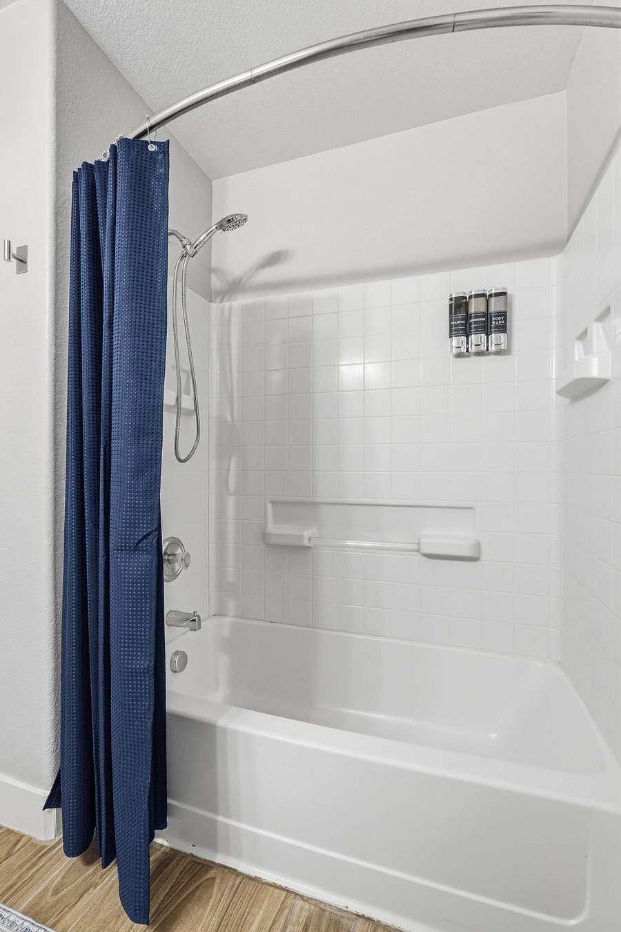 Furnished Finder property 1012584_1 photo 36