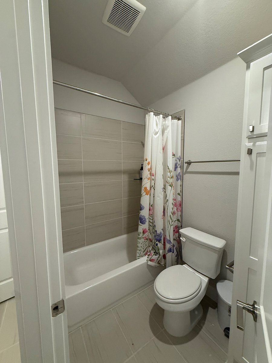 Furnished Finder property 1012593_1 photo 9