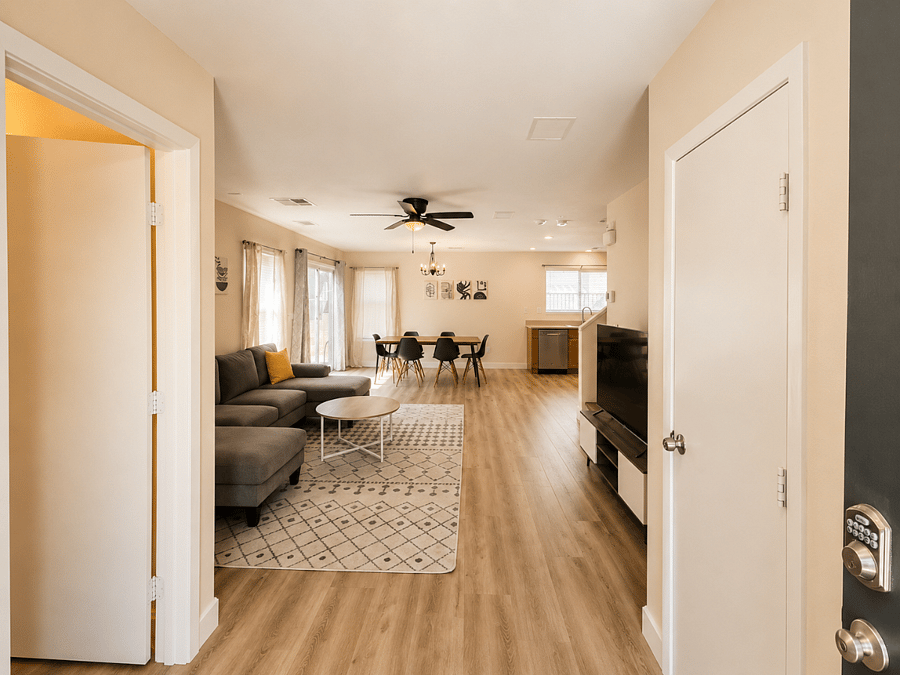 Furnished Finder property 1012606_1 photo 4