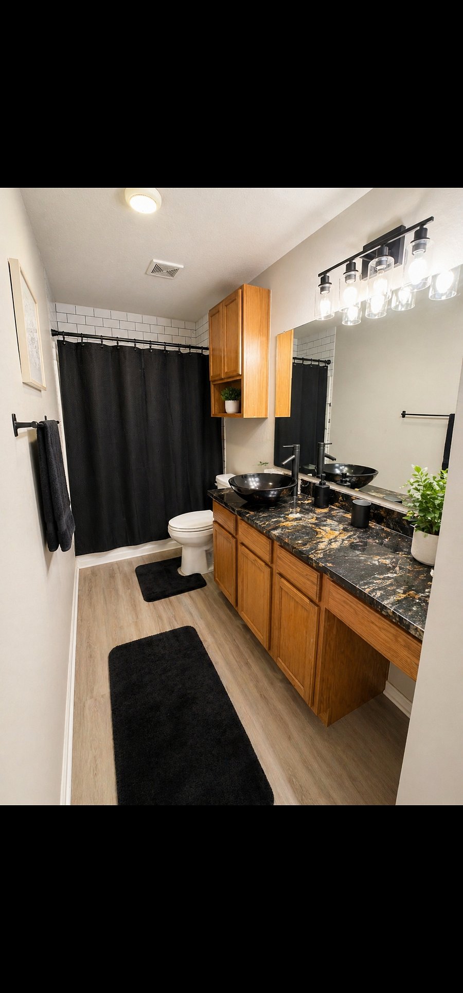 Upstairs bathroom #2