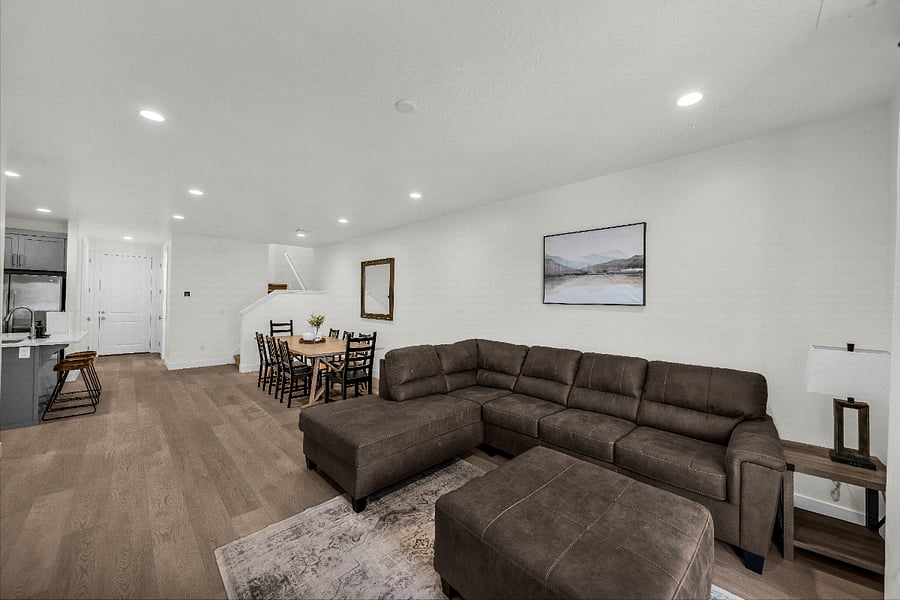 Furnished Finder property 1012634_1 photo 3