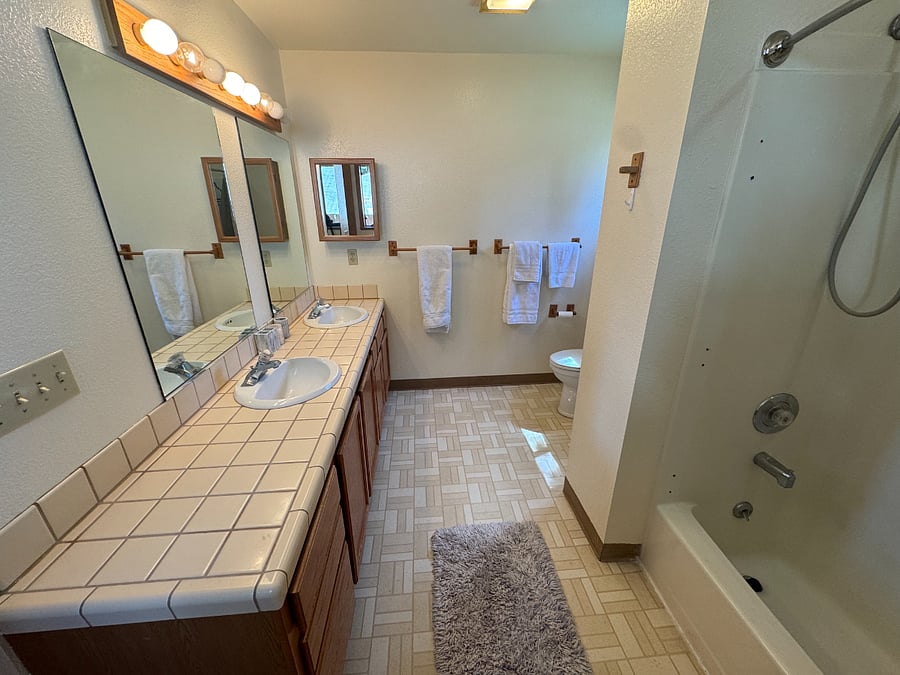 Furnished Finder property 1012642_1 photo 13