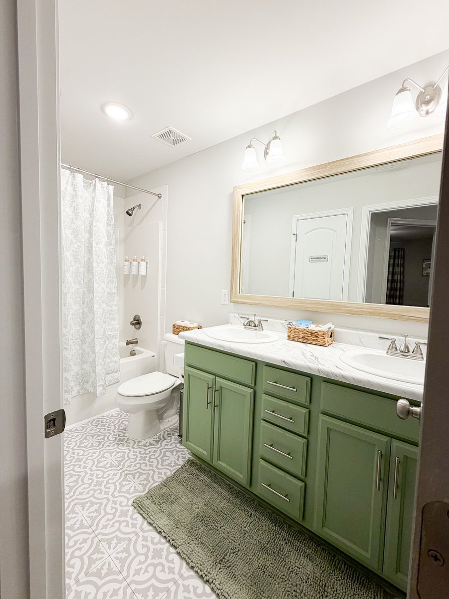 Furnished Finder property 1012646_1 photo 27