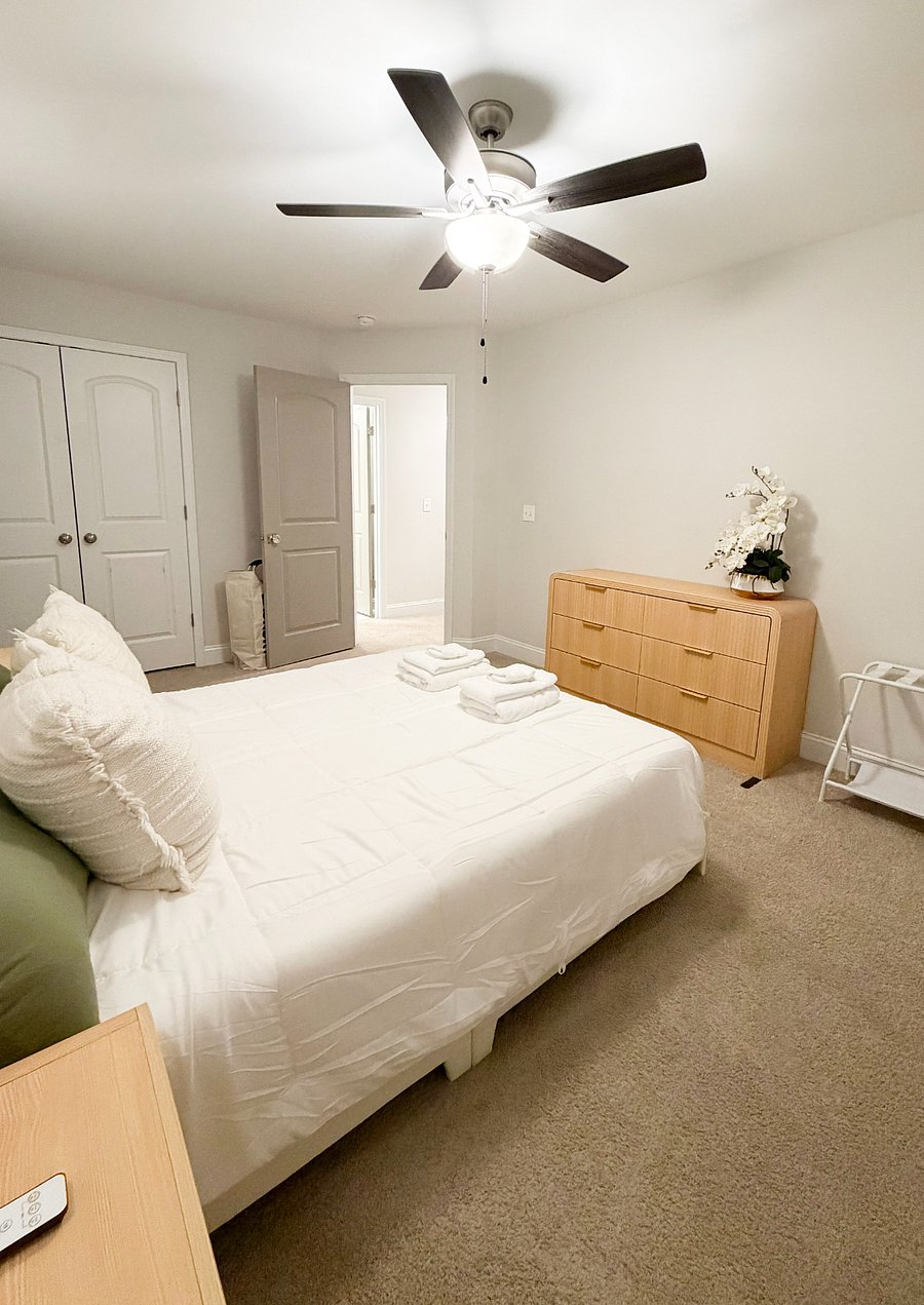 Furnished Finder property 1012646_1 photo 30