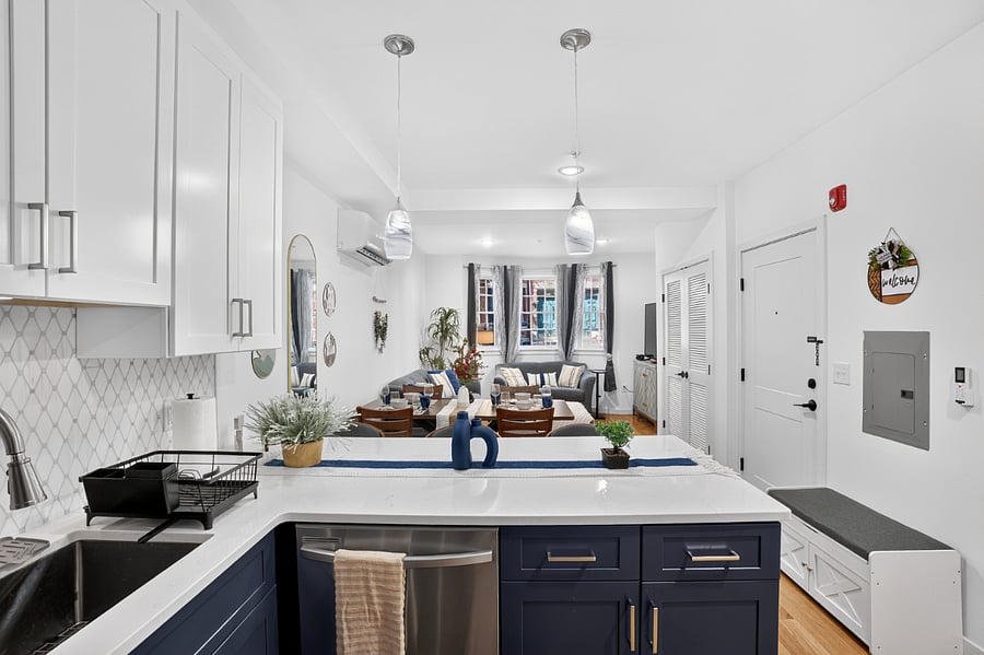 Furnished Finder property 1012651_1 photo 13