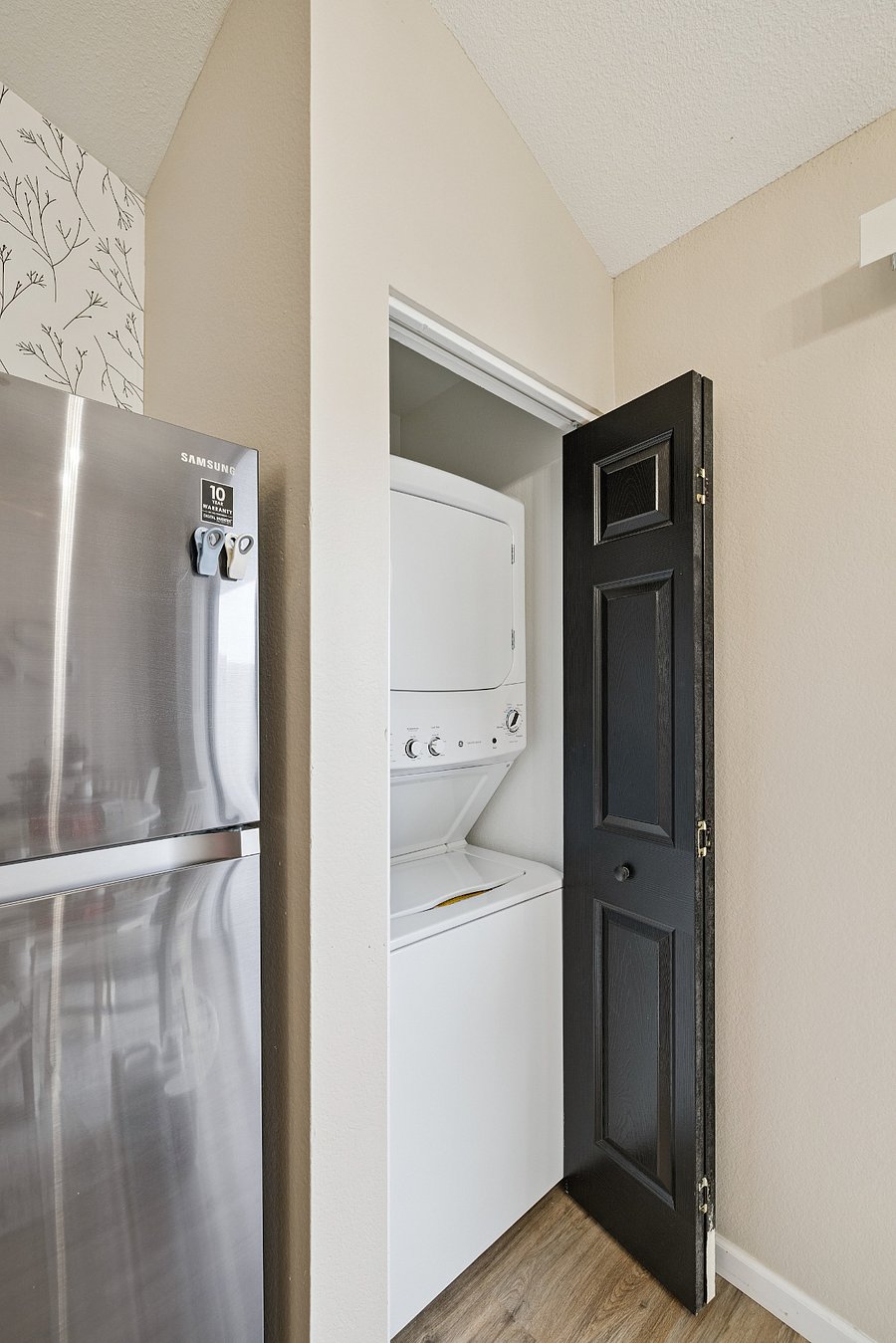 Furnished Finder property 1012659_1 photo 5