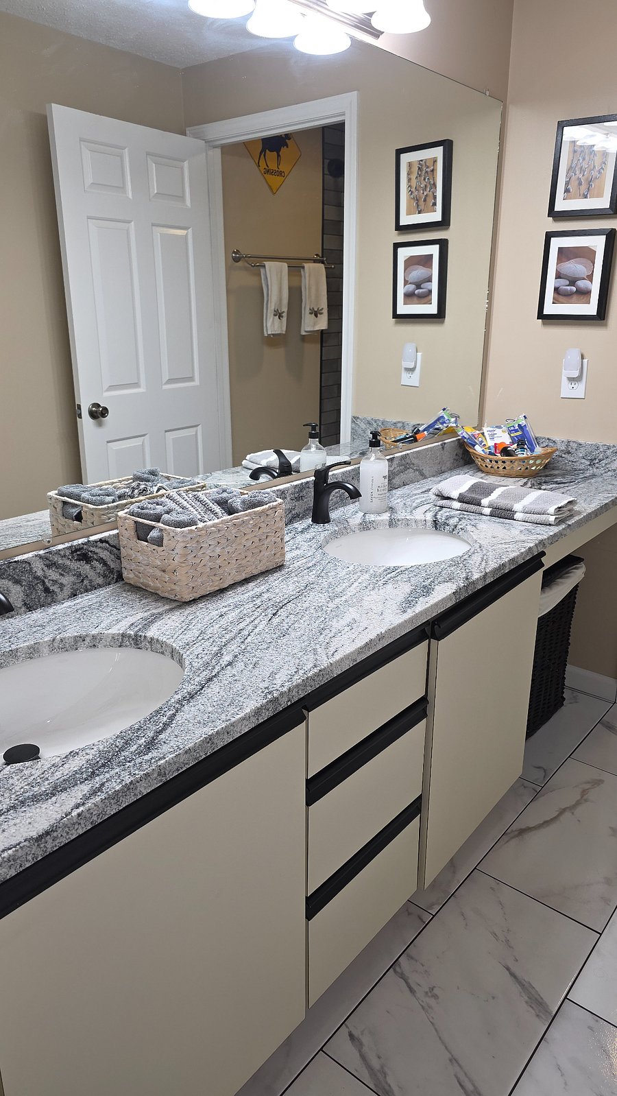 Upstairs bathroom 