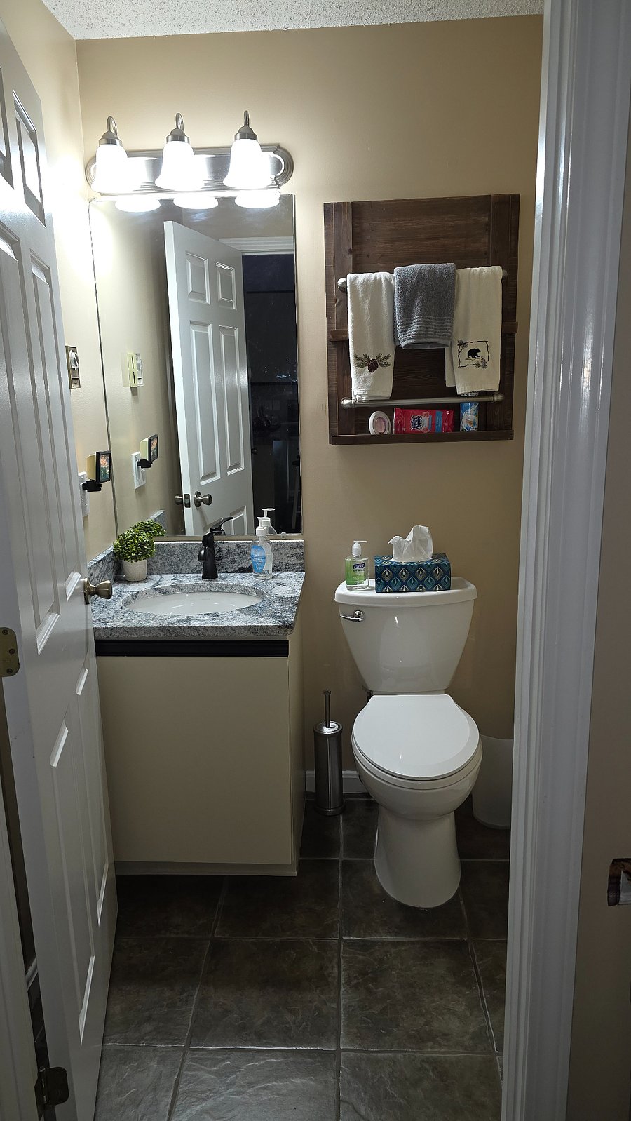 Furnished Finder property 1012661_1 photo 18